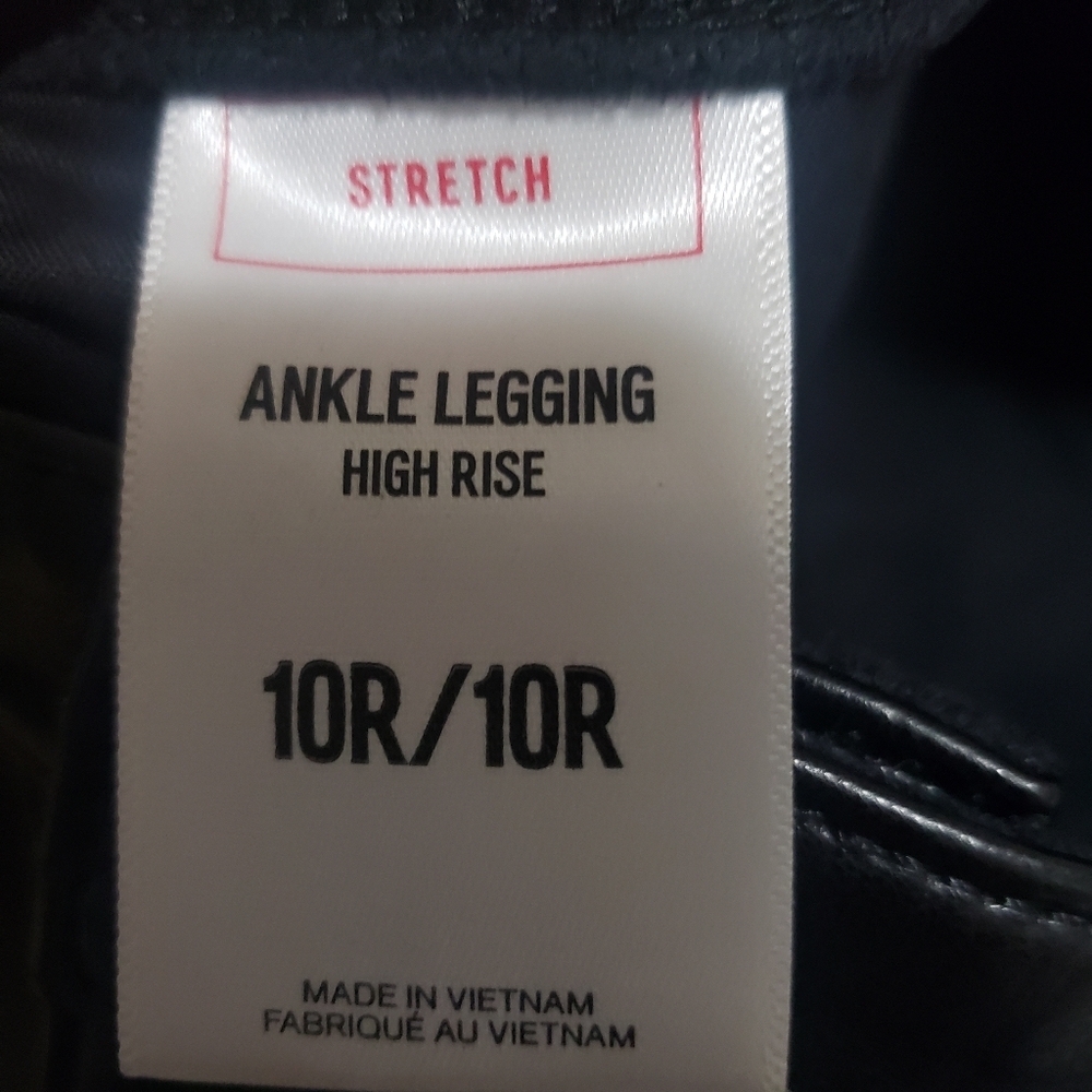 Express Black Leather Pants....size:10 R - Picture 11 of 14